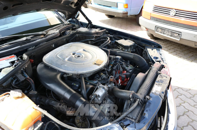 MERCEDES-BENZ W126 500SE, dkl. blau