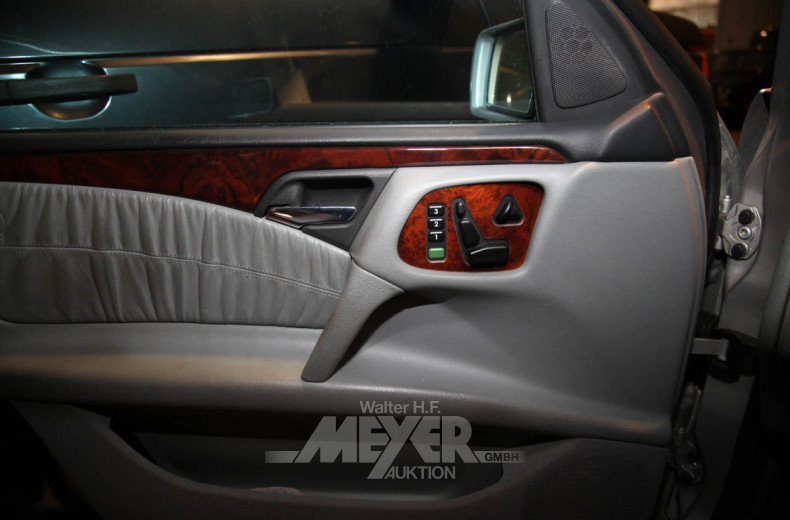 MERCEDES-BENZ W210 E200 Avantgarde,