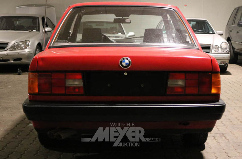 BMW 320i E30, zinnoberrot