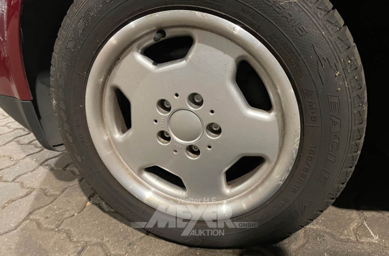 VOLKSWAGEN Passat 1.8l Limousine