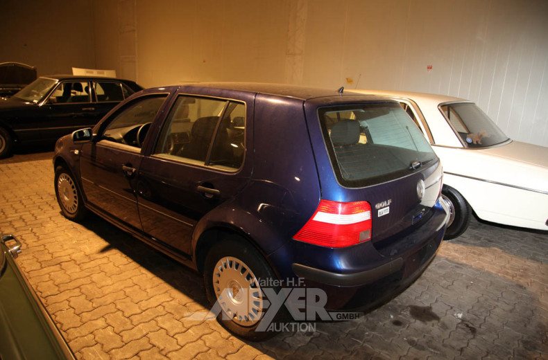 VOLKSWAGEN Golf IV, blau metallic,