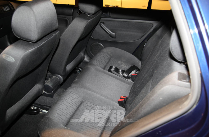 VOLKSWAGEN Golf IV, blau metallic,