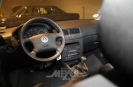 VOLKSWAGEN Golf IV, blau metallic,