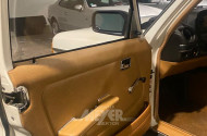 MERCEDES-BENZ W123 200, creme