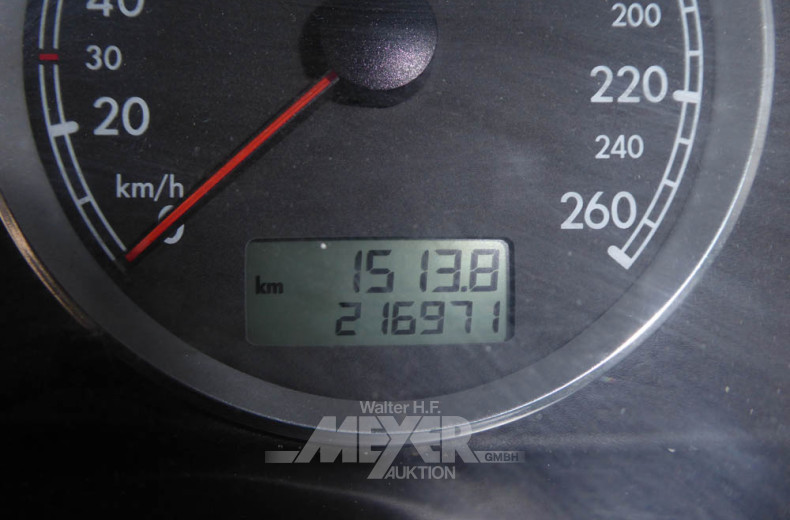 VOLKSWAGEN Passat Kombi, silber