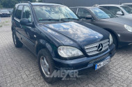 MERCEDES-BENZ ML320 163, schwarz