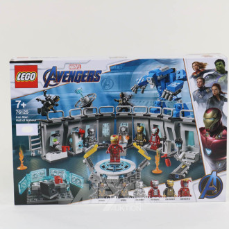 LEGO Marvel Avangers ''Iron Man Hall of