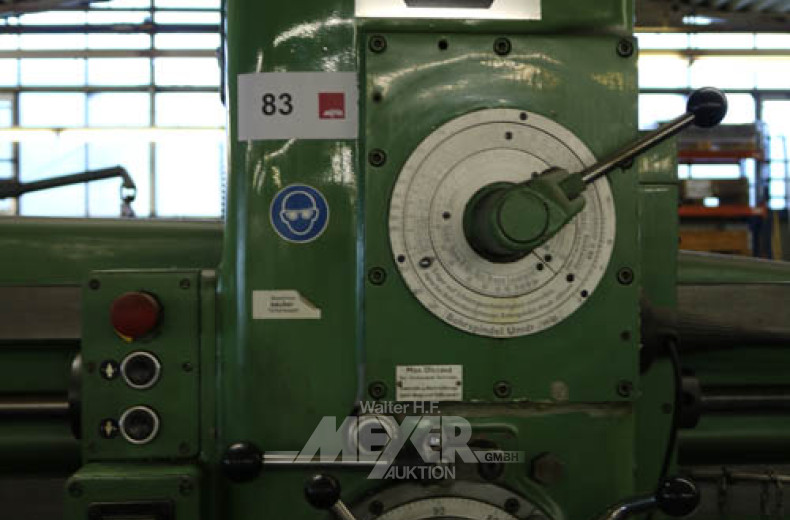 Radialbohrmaschine m. Werkzeugschrank