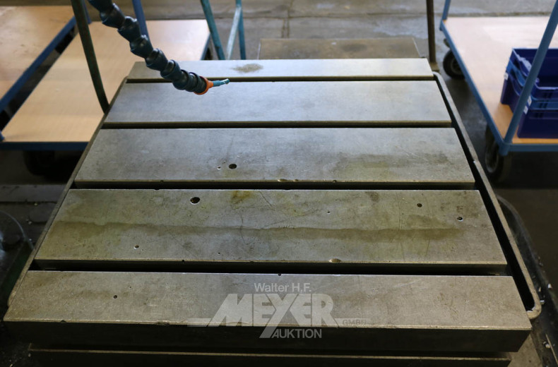 Radialbohrmaschine m. Werkzeugschrank