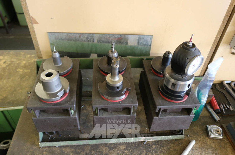 Vertikal-Konsolfräsmaschine