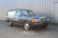 MERCEDES-BENZ W123
