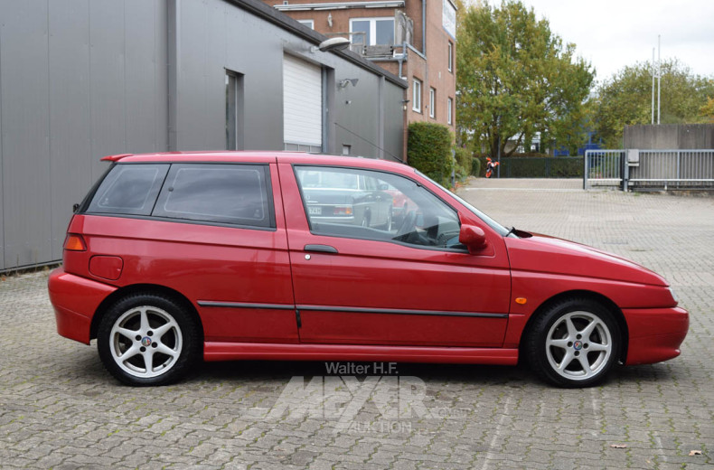 ALFA Romeo 145, rot, 2-trg.