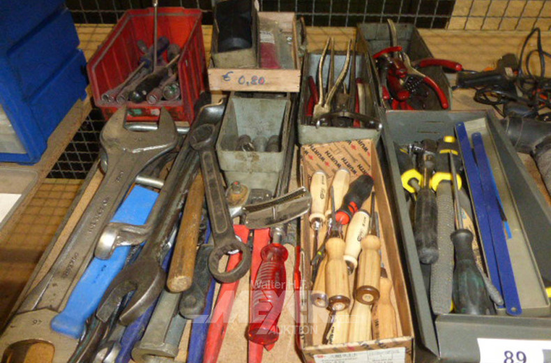 Posten Hand-Montage- und Spezialwerkzeug