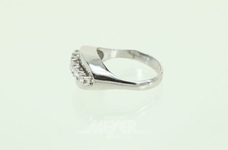 Damenring, 585er WG, besetzt mit