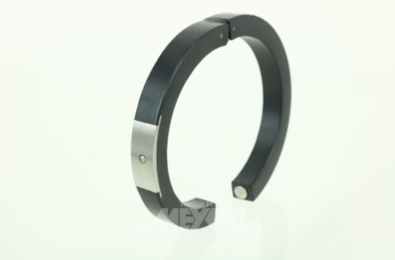 moderner Armreif mit Magnetverschluß,