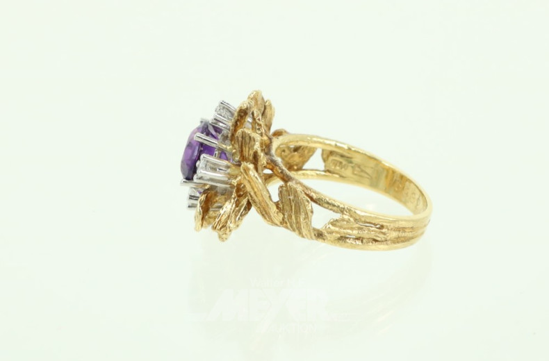 Damenring, 750er GG, besetzt mit