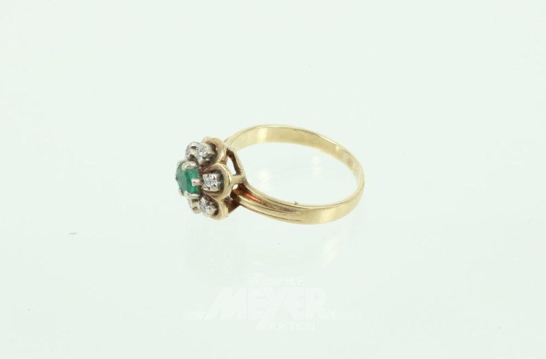 Damenring, 585er GG, besetzt mit 6 kl.