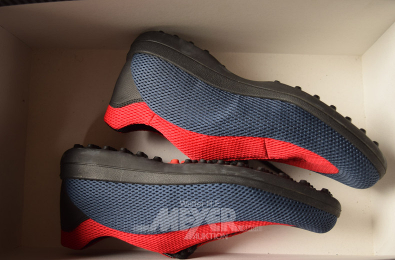 4 versch. Paletten Damen-Golfschuhe