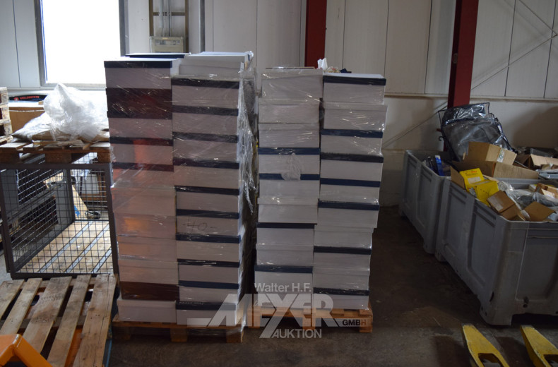 4 versch. Paletten Damen-Golfschuhe