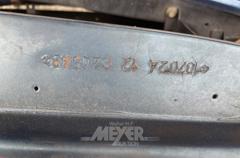 MERCEDES-BENZ W107 450SLC