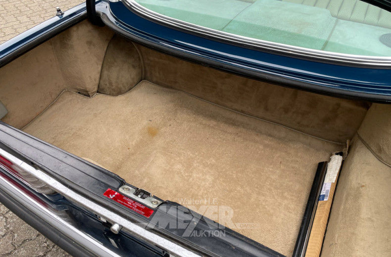 MERCEDES-BENZ W107 450SLC