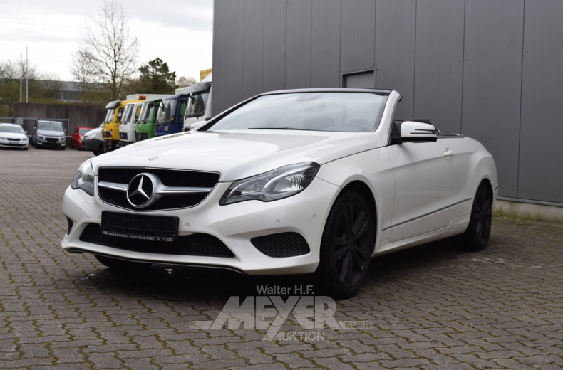 MERCEDES-BENZ E220 CDI Cabrio Blue