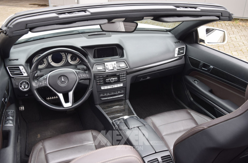 MERCEDES-BENZ E220 CDI Cabrio Blue