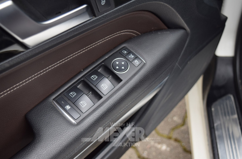 MERCEDES-BENZ E220 CDI Cabrio Blue