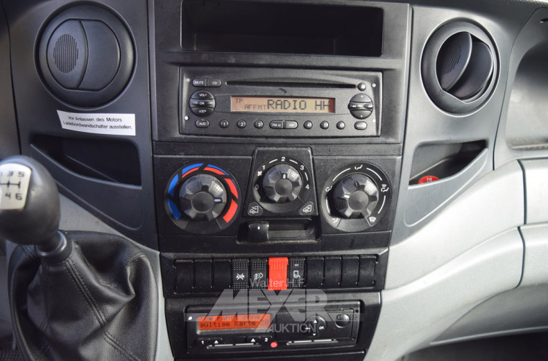 IVECO 50C15, geschl. Kasten