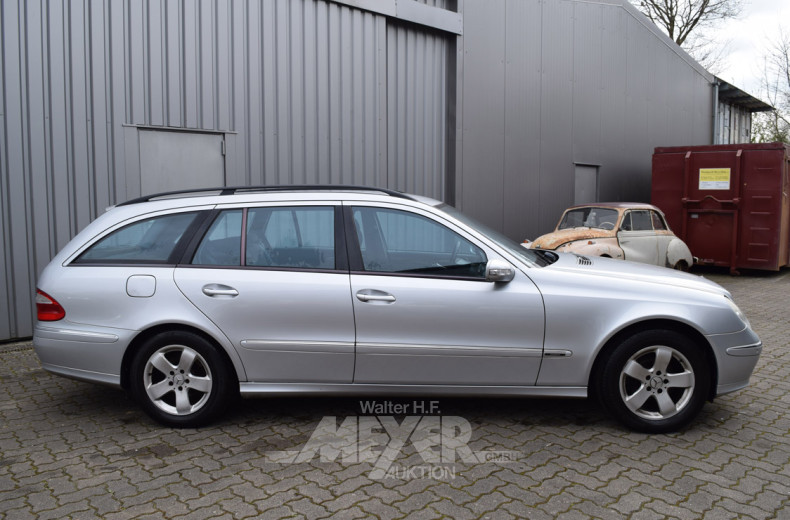 MERCEDES-BENZ E280T 7G-Tronic