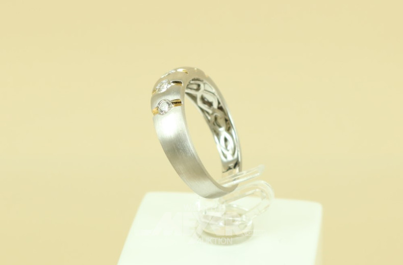 Ring, 950er Platin, besetzt mit