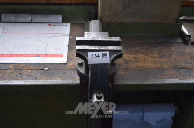 Werkbank mit höhenverstellbaren