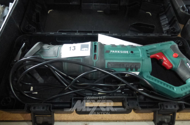 Elektro- Säbelsäge im Kasten