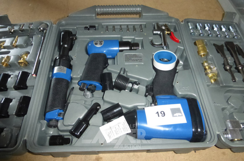 Druckluftschrauber im Kasten sowie