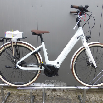 E-Bike, perlmut-weiß
