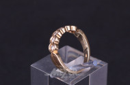 Damenring, 585er GG, ca. 4 g.,