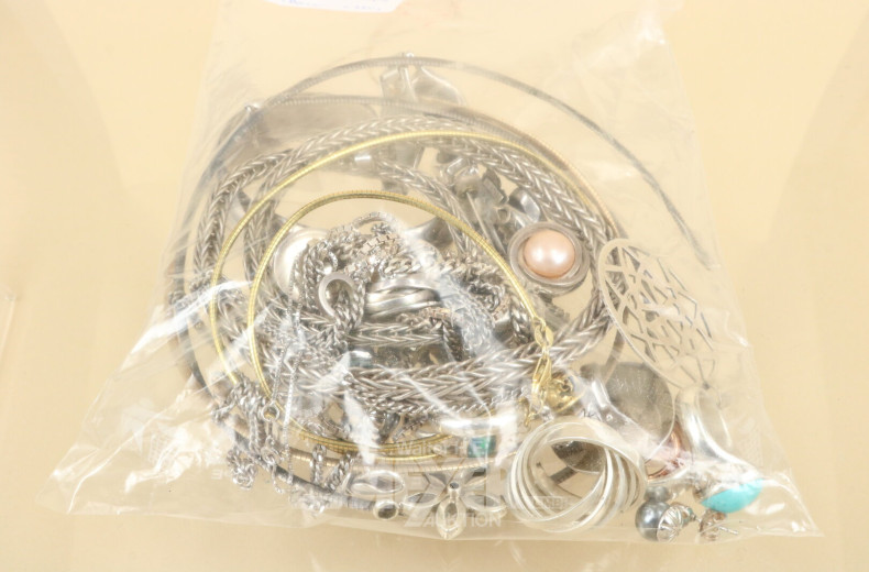 Posten Silberschmuck, u.a. Armband, Ketten, Ringe