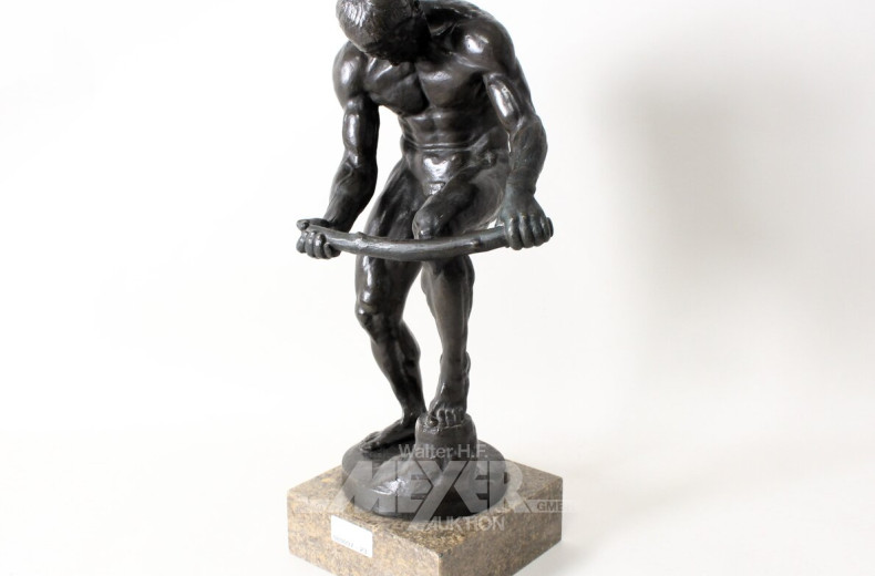 Bronzeskulptur "Astbrecher"