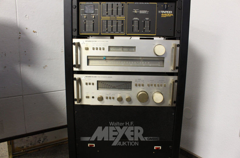 Stereoanlage im Rack, best. aus: