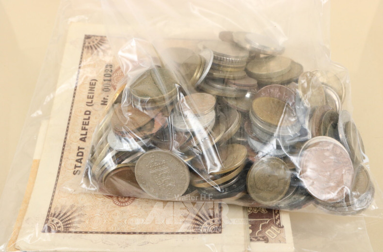 Posten ausländ. Banknoten und Münzen
