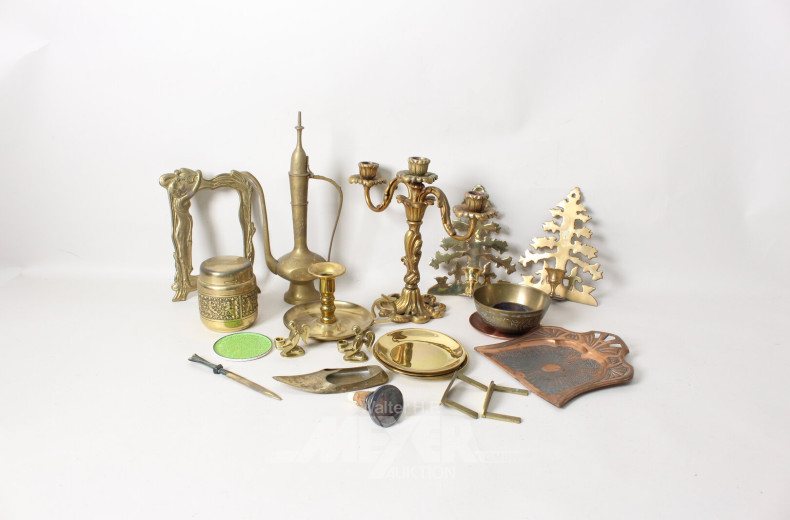Posten Messing- und Kupferdekorationen