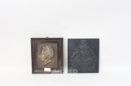 Bronze-Relief "Herrenportrait"