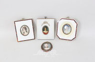 4 Miniaturbilder "Damenportraits"