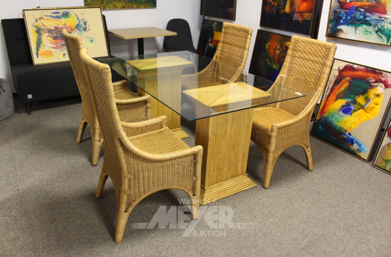 Glastisch mit 4 Korbstühlen