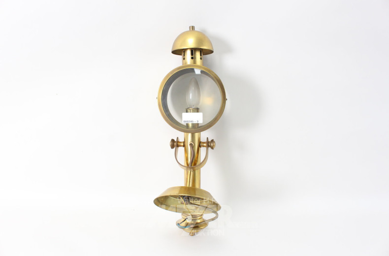 Wandleuchte "Kutscherlampe"