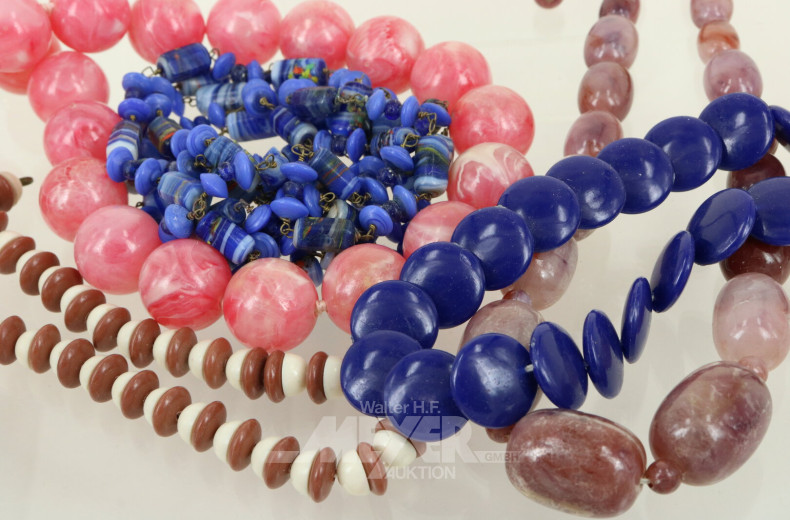 Konvolut Modeschmuck: Ketten