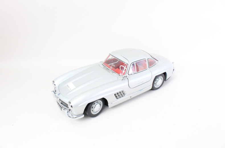 Modellauto Mercedes Benz