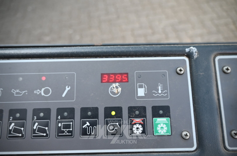 Hallenkehrmaschine HAKO Jonas 1450V