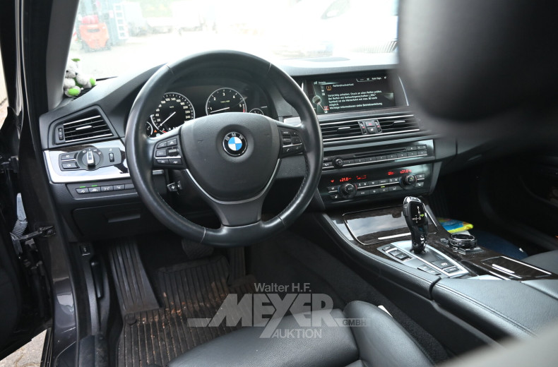 BMW 530d Touring Automatik, sophistograu brillanteffekt