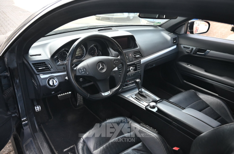 Mercedes-Benz E350 CGI Coupe BlueEfficiency 7G-Tronic Avantgarde, obsidianblack metallic